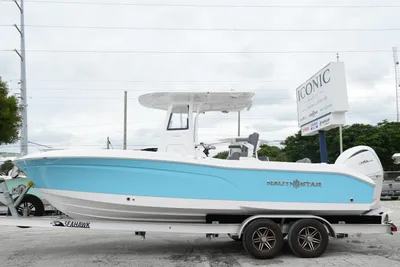 NauticStar 242 Offshore