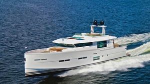 2014 88' Delta Powerboats-88 Carbon Yacht Pompano Beach, FL, US