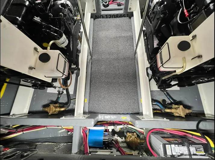 Dazilus Yacht Photos Pics 