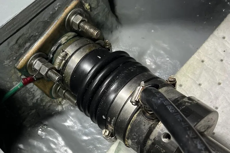 Dazilus Yacht Photos Pics 