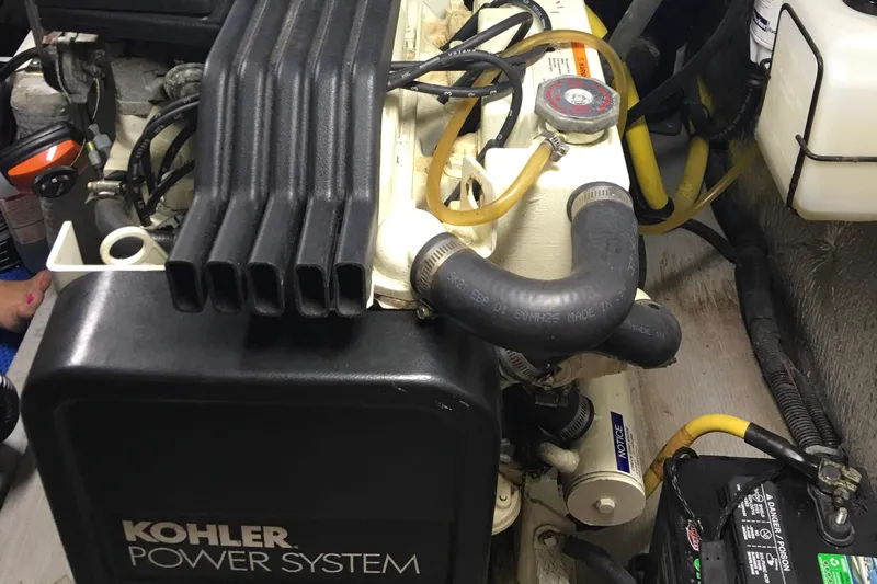 Dazilus Yacht Photos Pics 