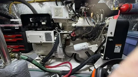 Dazilus Yacht Photos Pics 