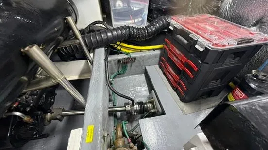 Dazilus Yacht Photos Pics 