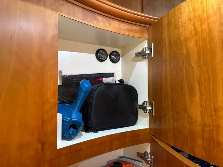 Dazilus Yacht Photos Pics 