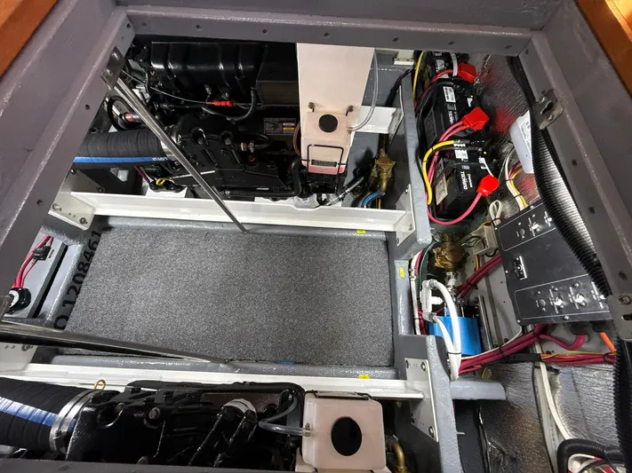 Dazilus Yacht Photos Pics 