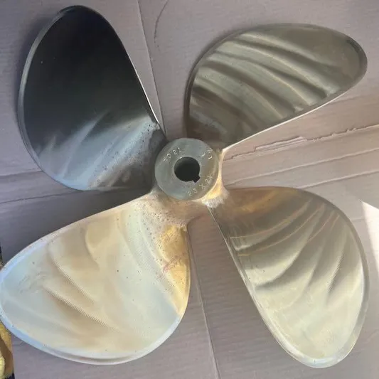 Dazilus Yacht Photos Pics 