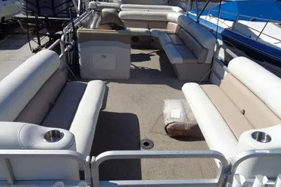 Sylvan SUNCHASER 824