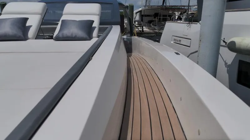 Bikini Yacht Photos Pics 