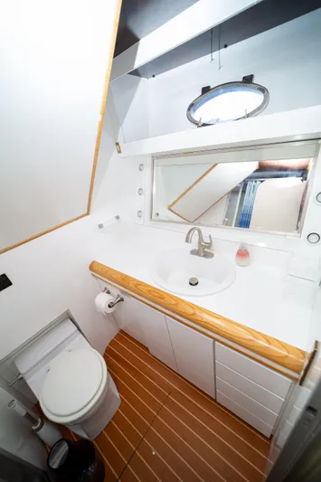 Justine Yacht Photos Pics 