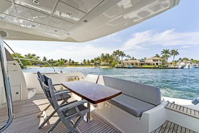 Yacht