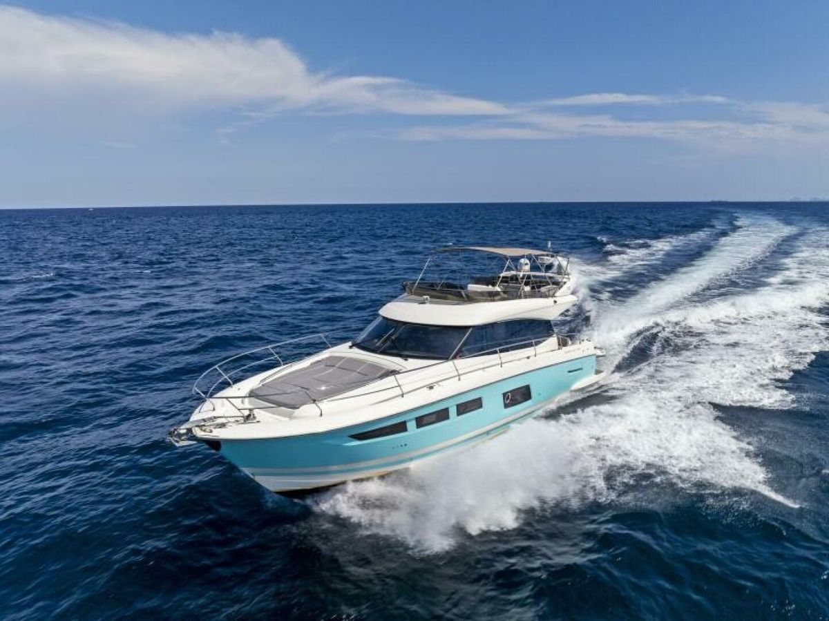 2013 Prestige 55 