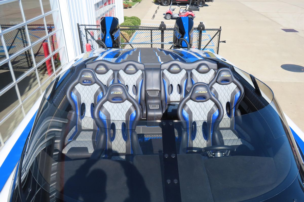 2025 Performance Powerboats 42 