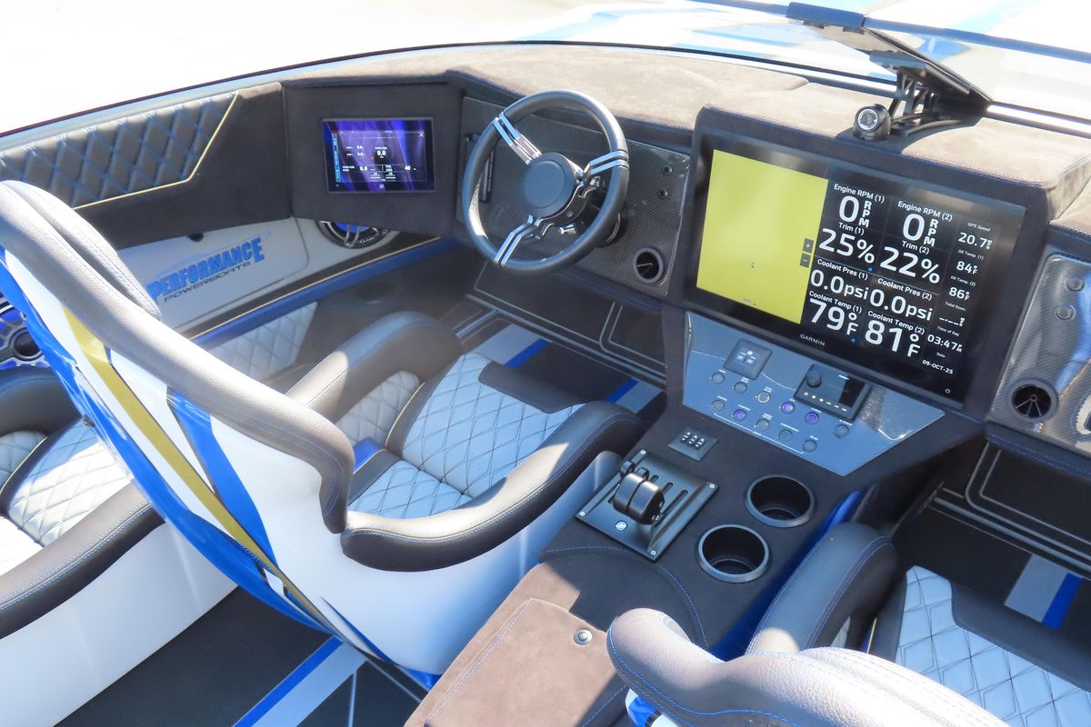 2025 Performance Powerboats 42 