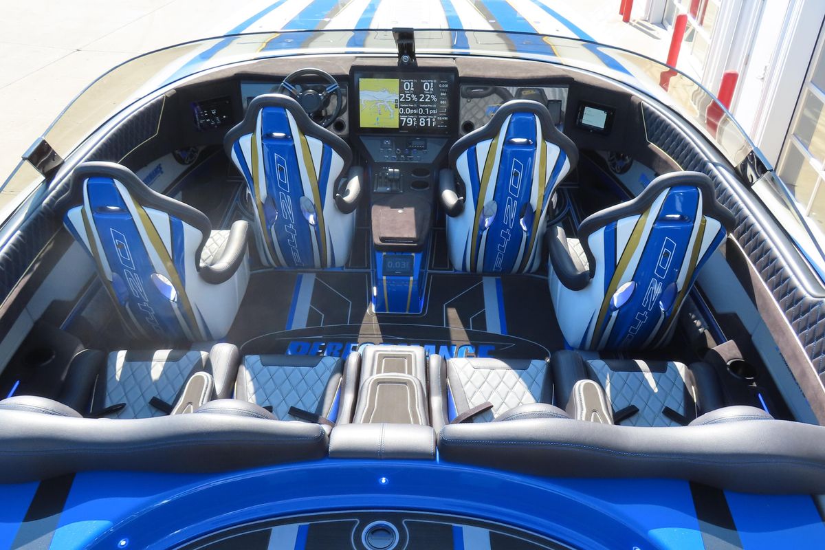 2025 Performance Powerboats 42 