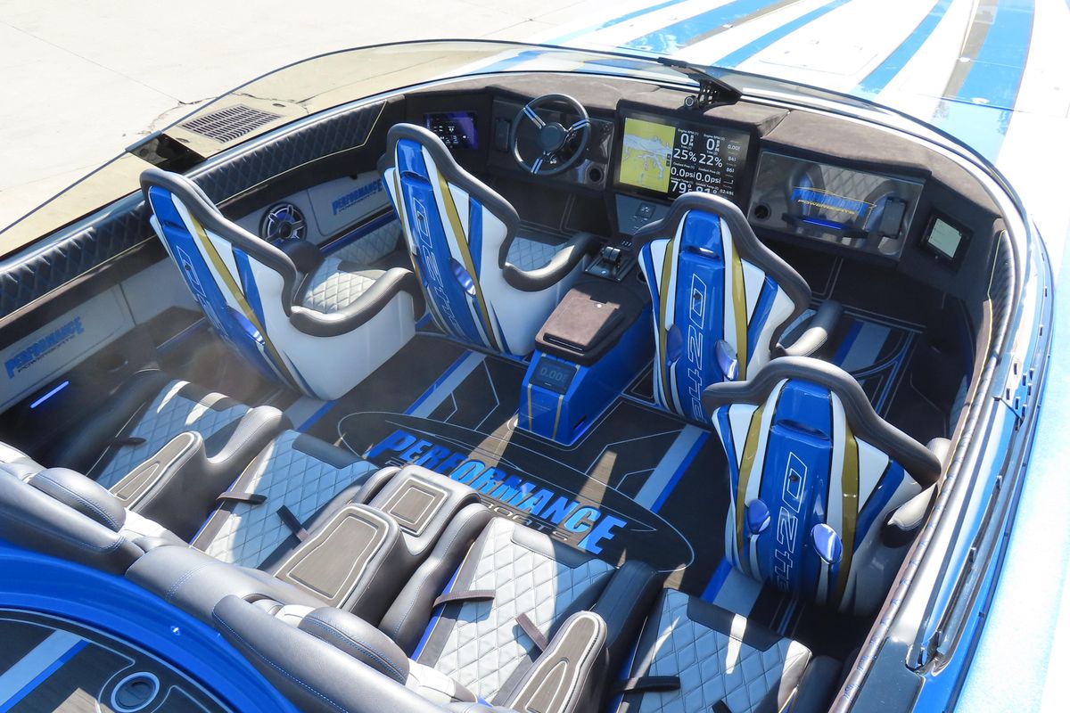 2025 Performance Powerboats 42 
