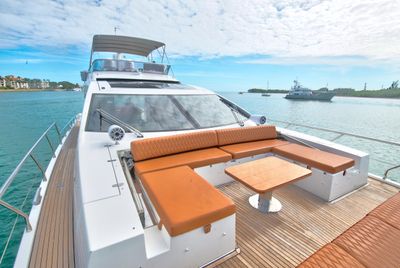 Yacht