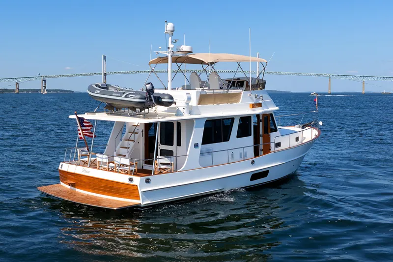 Peace Yacht Photos Pics 