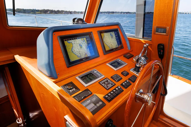 Peace Yacht Photos Pics 