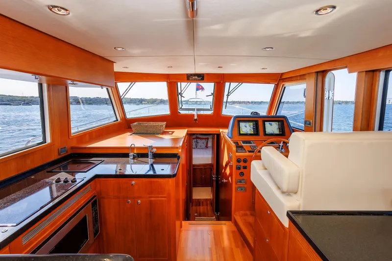 Peace Yacht Photos Pics 