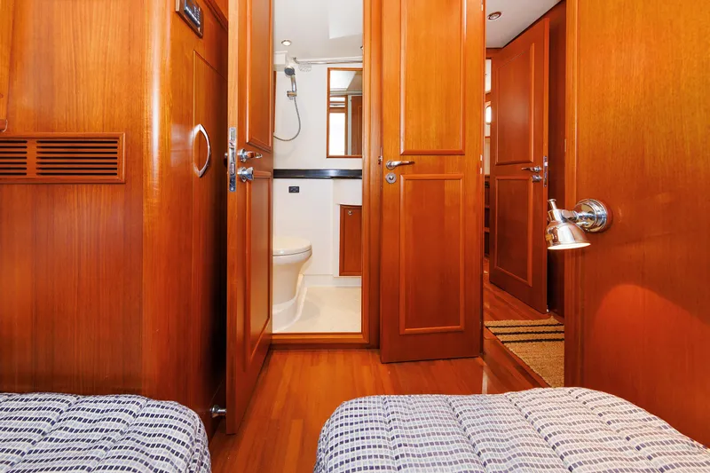 Peace Yacht Photos Pics 