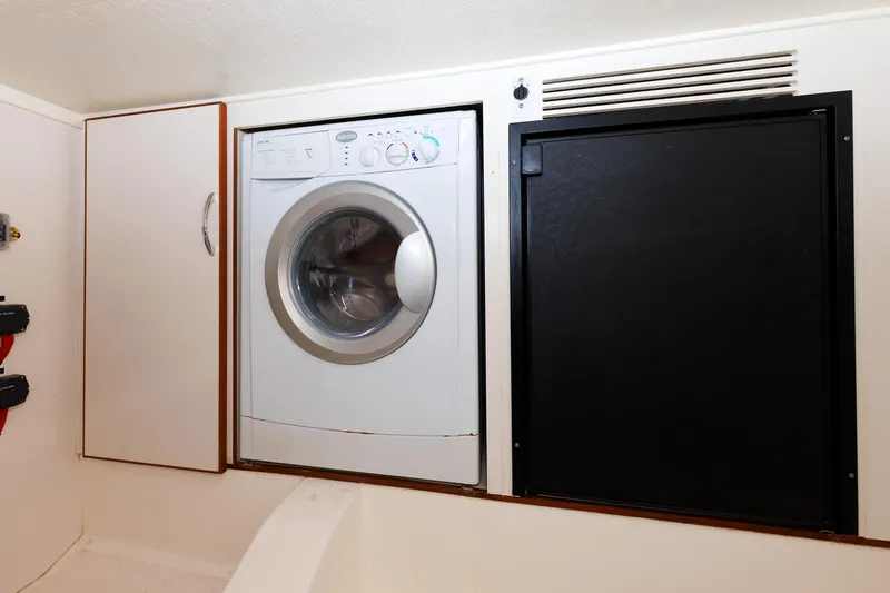 Peace Yacht Photos Pics 