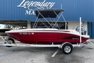 Hurricane SunDeck Sport 185 OB