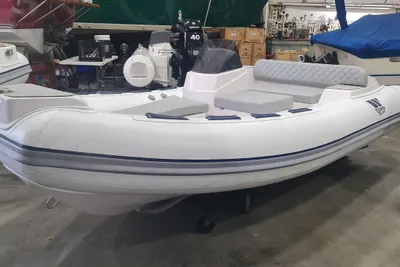 Tiger Marine 400 Protender