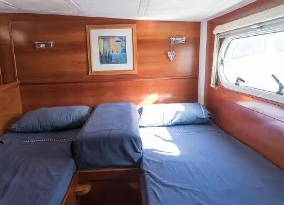 Sv Amazing Yacht Photos Pics 