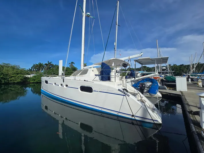 Sv Amazing Yacht Photos Pics 