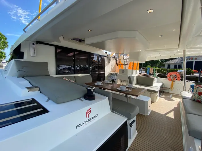 Stargazer Yacht Photos Pics 