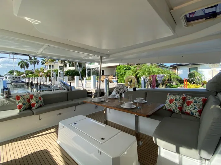 Stargazer Yacht Photos Pics 