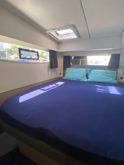 Stargazer Yacht Photos Pics 