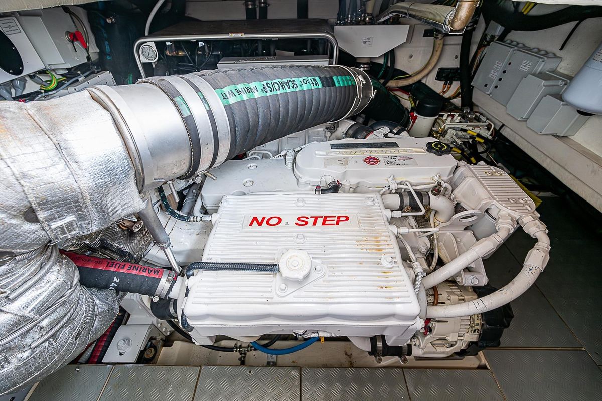 2021 Ferretti Yachts 50