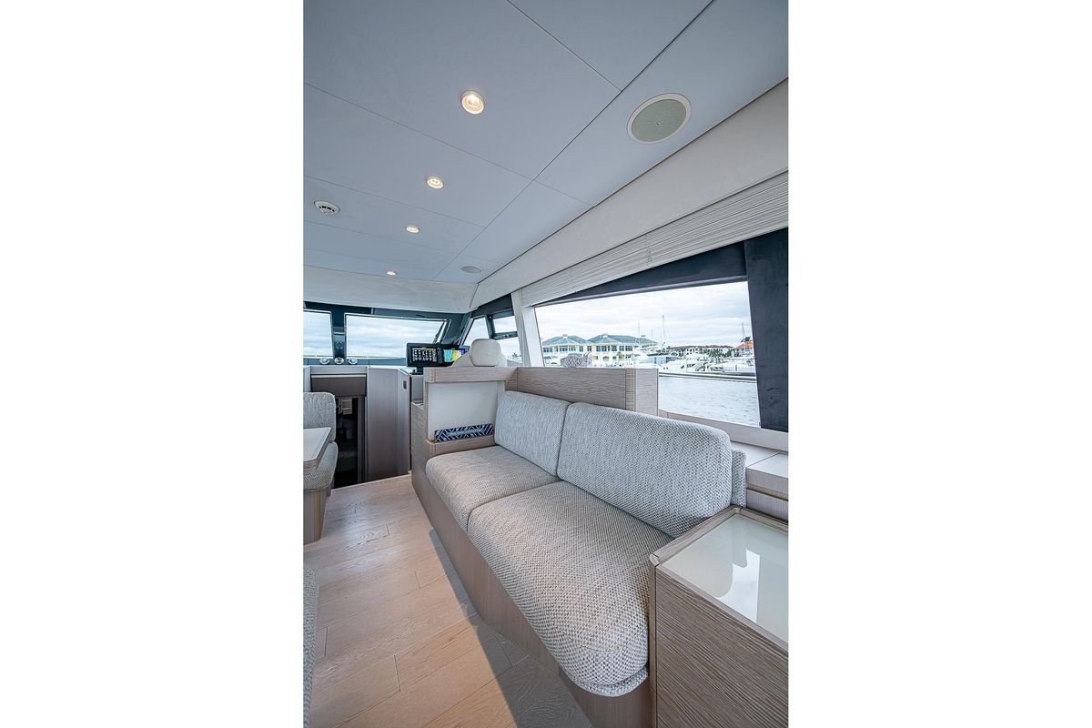 2021 Ferretti Yachts 50