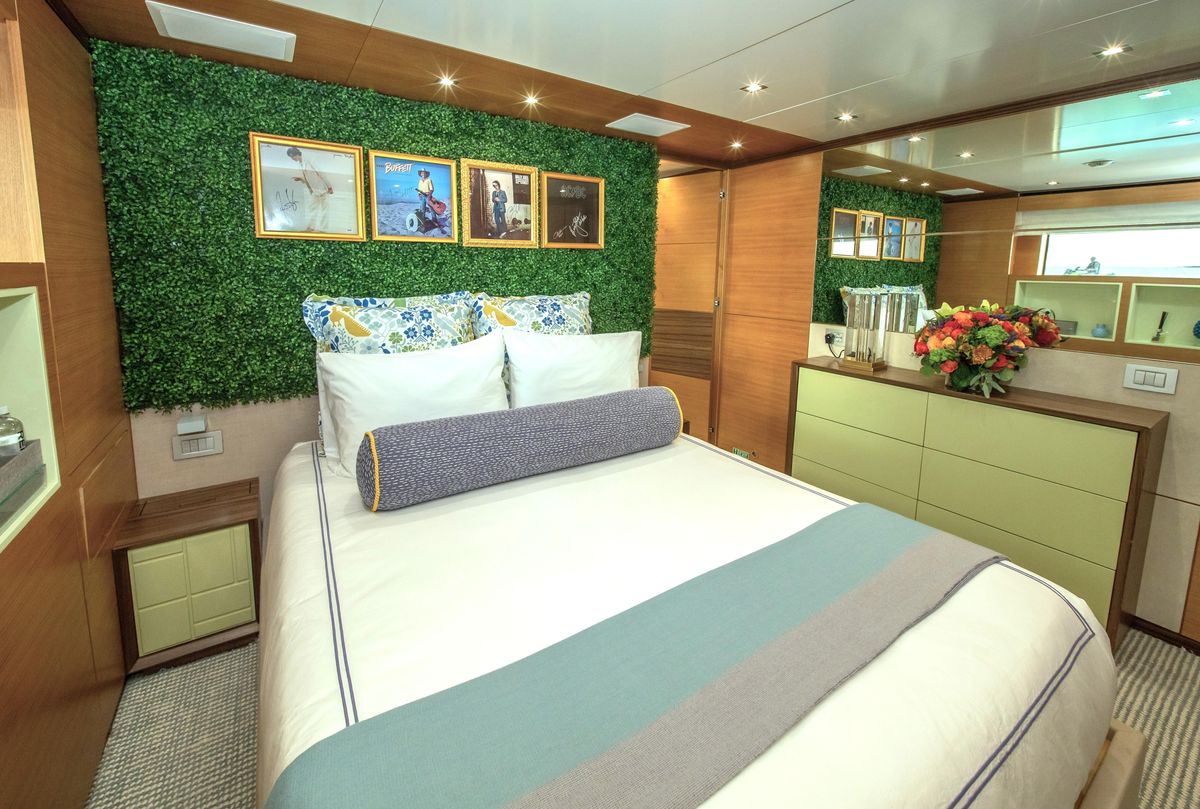 2015 Benetti 108 