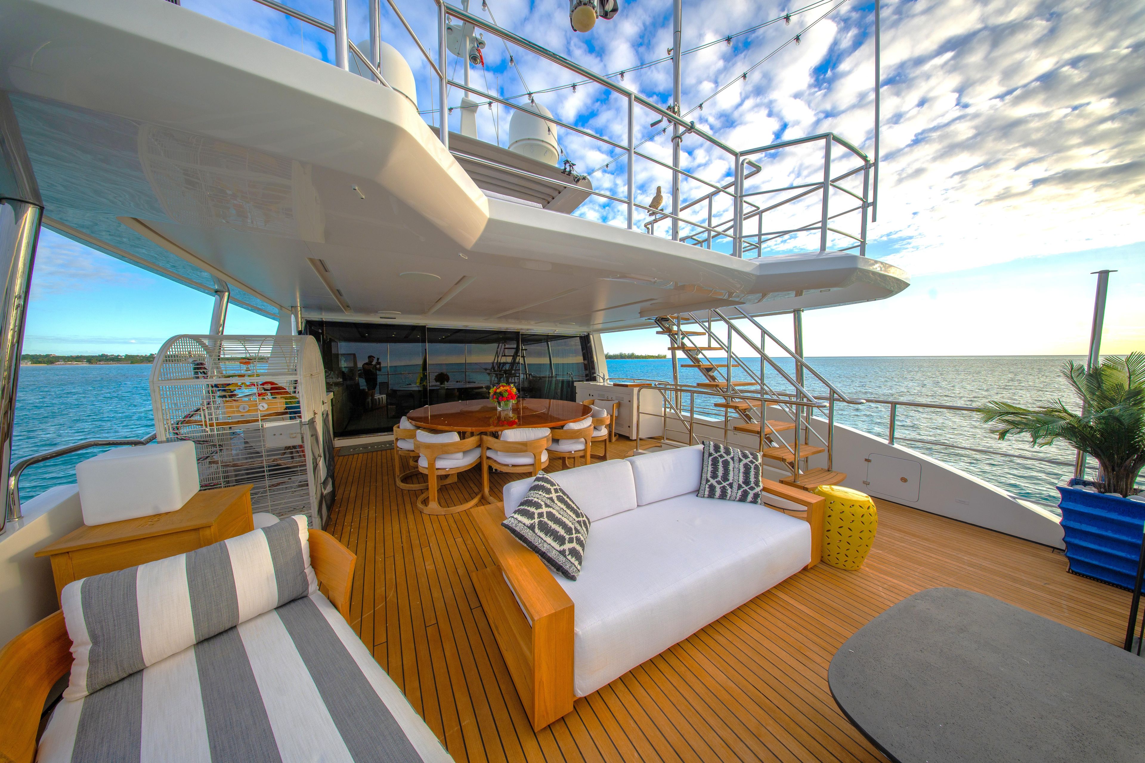 Yacht