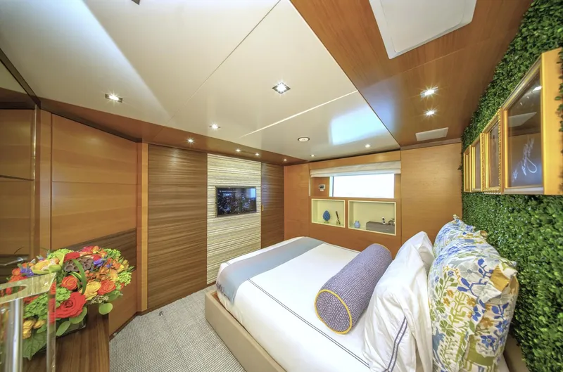 Rehab Yacht Photos Pics REHAB 108' Benetti 2015 for Sale