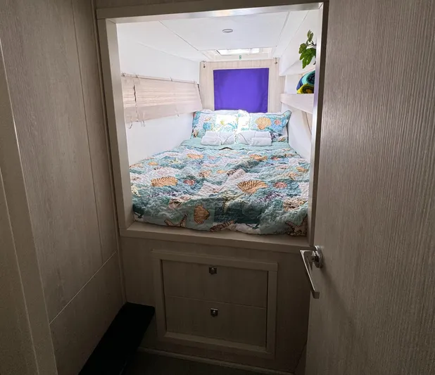 Even Mo Betta Yacht Photos Pics 