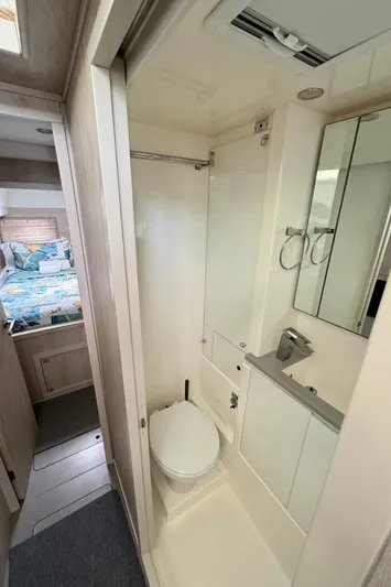 Even Mo Betta Yacht Photos Pics 