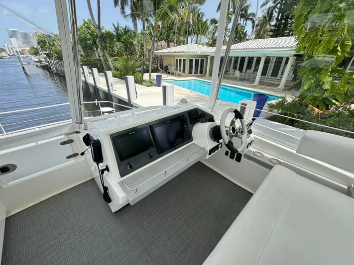 Even Mo Betta Yacht Photos Pics 