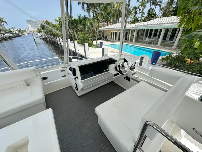 Even Mo Betta Yacht Photos Pics 