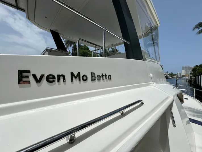 Even Mo Betta Yacht Photos Pics 