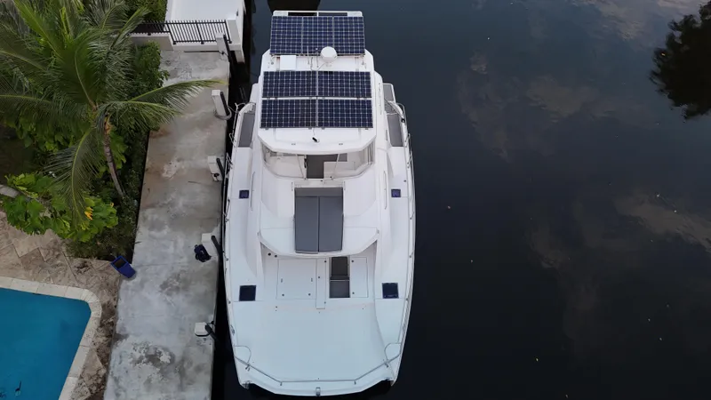 Even Mo Betta Yacht Photos Pics 