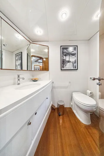 Alchemy Yacht Photos Pics 