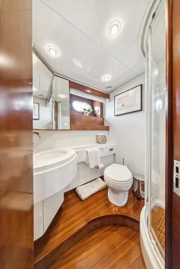 Alchemy Yacht Photos Pics 