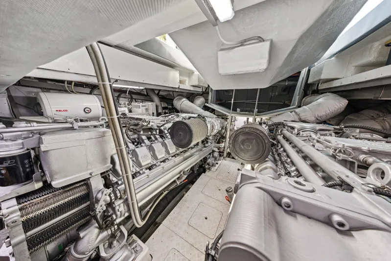 Alchemy Yacht Photos Pics 