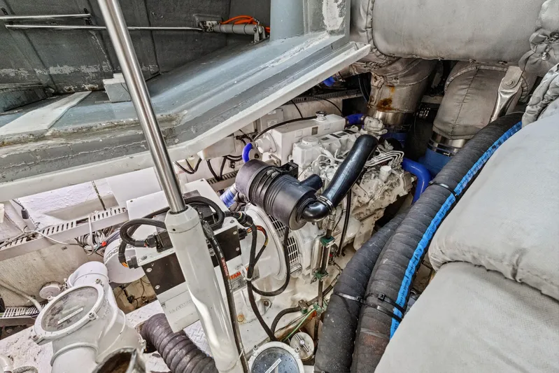 Alchemy Yacht Photos Pics 