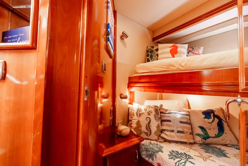 Christmas Joy 365 Yacht Photos Pics Carver 56