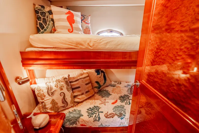 Christmas Joy 365 Yacht Photos Pics Carver 56