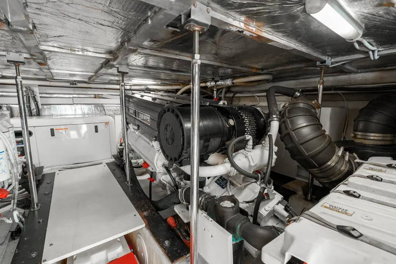 Christmas Joy 365 Yacht Photos Pics Carver 56